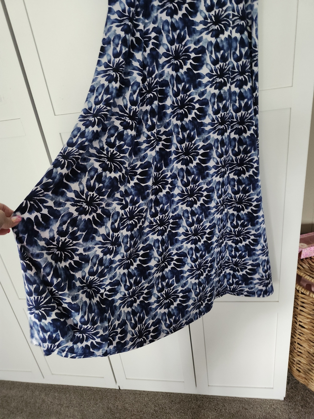 CHARLIE B Blue and White Floral Maxi Skirt Size M (Never Been Worn)